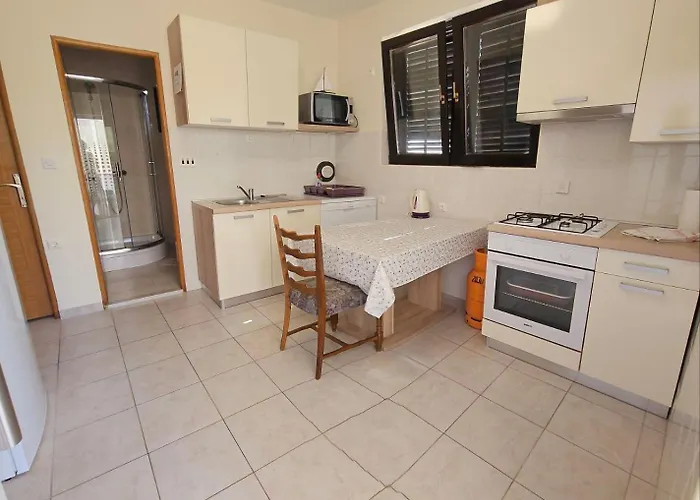 Lavanda ستاريغغاد باكلينتسا