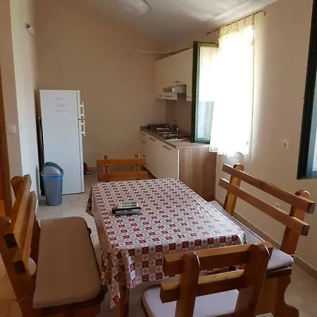 Lavanda Starigrad Paklenica